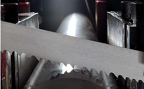 折叠打开不当会成为硬质合金带锯条折断的原因 折叠打开不当会成为硬质合金带锯条折断的原因